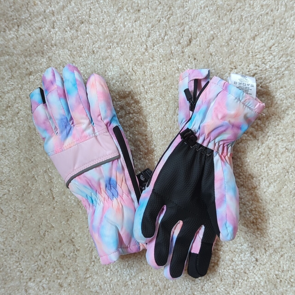 Winter gloves